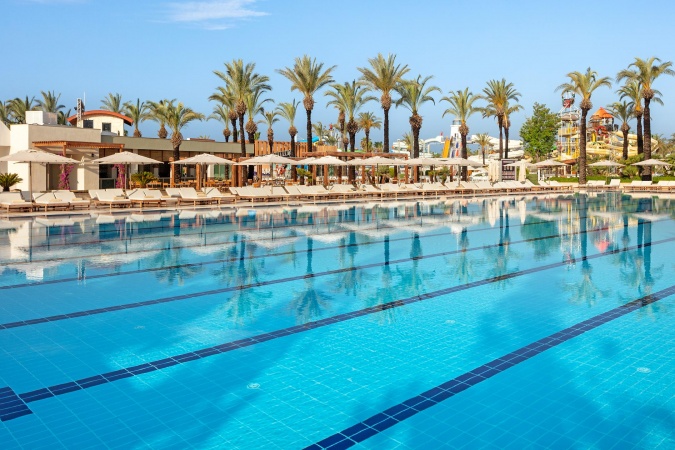 Pool & Beach Genel Görünüm