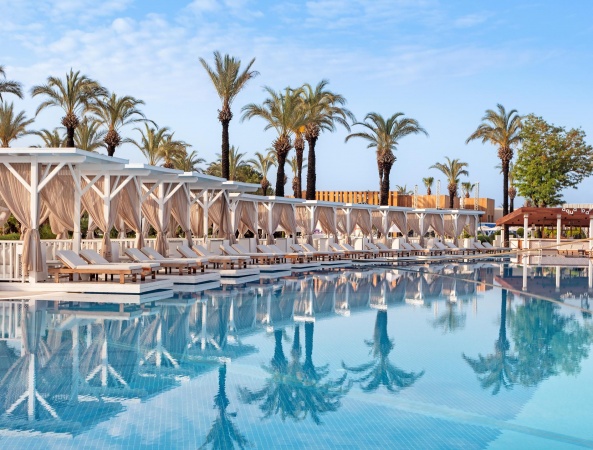 Pool & Beach Genel Görünüm