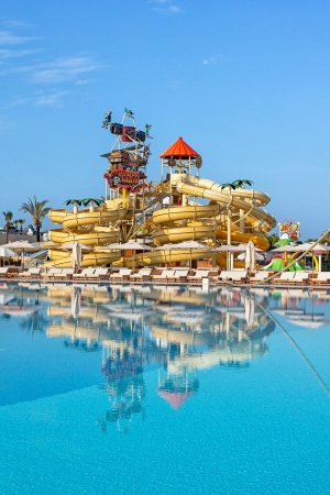 Pool & Beach Genel Görünüm